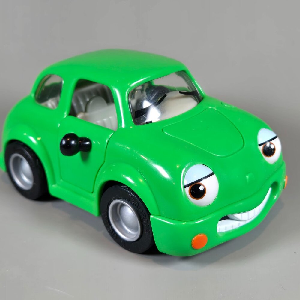 Kelly Kompact No 13 (1998) The Chevron Cars